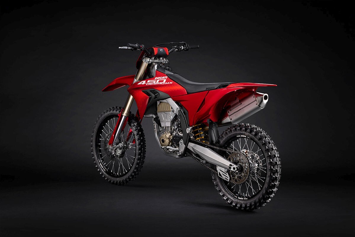 La Ducati Desmo450 MX è il motivo per cui d'ora in avanti sempre più persone compreranno una moto da cross